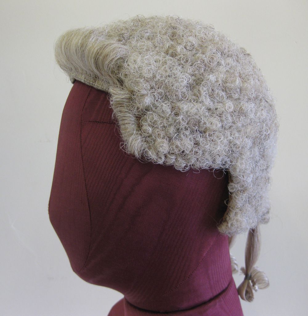 Judge's wig discount